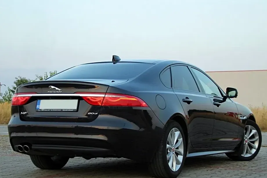 Jaguar XF — imagine 4