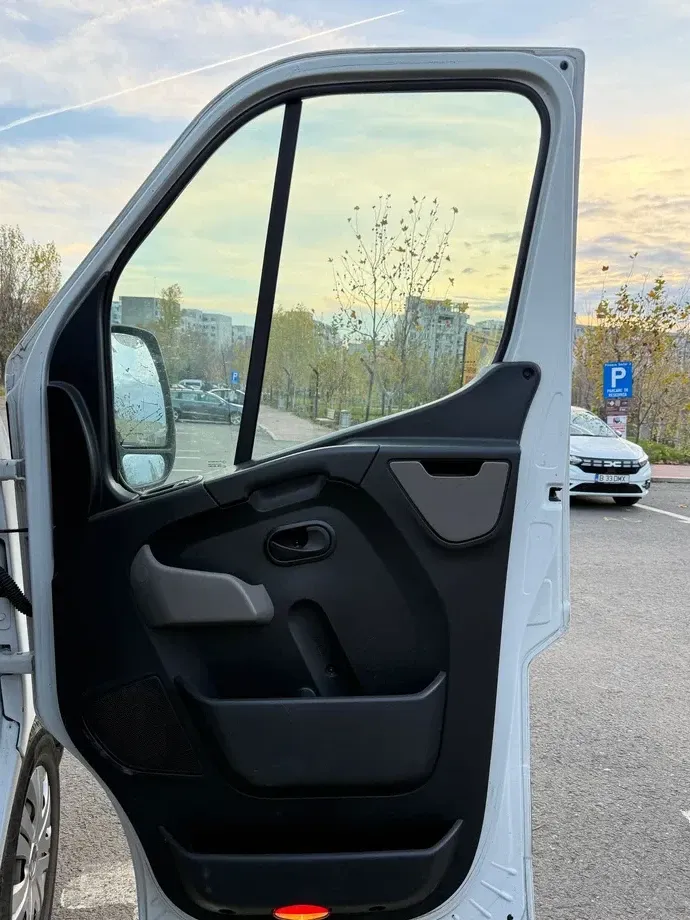 Renault Master — imagine 10