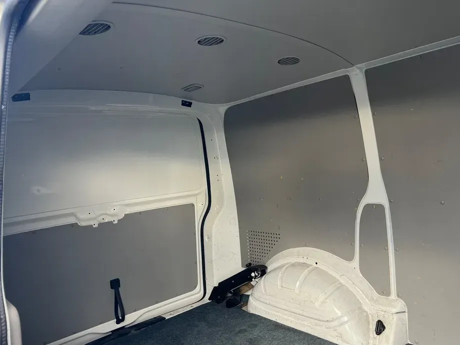 Volkswagen Transporter — imagine 8