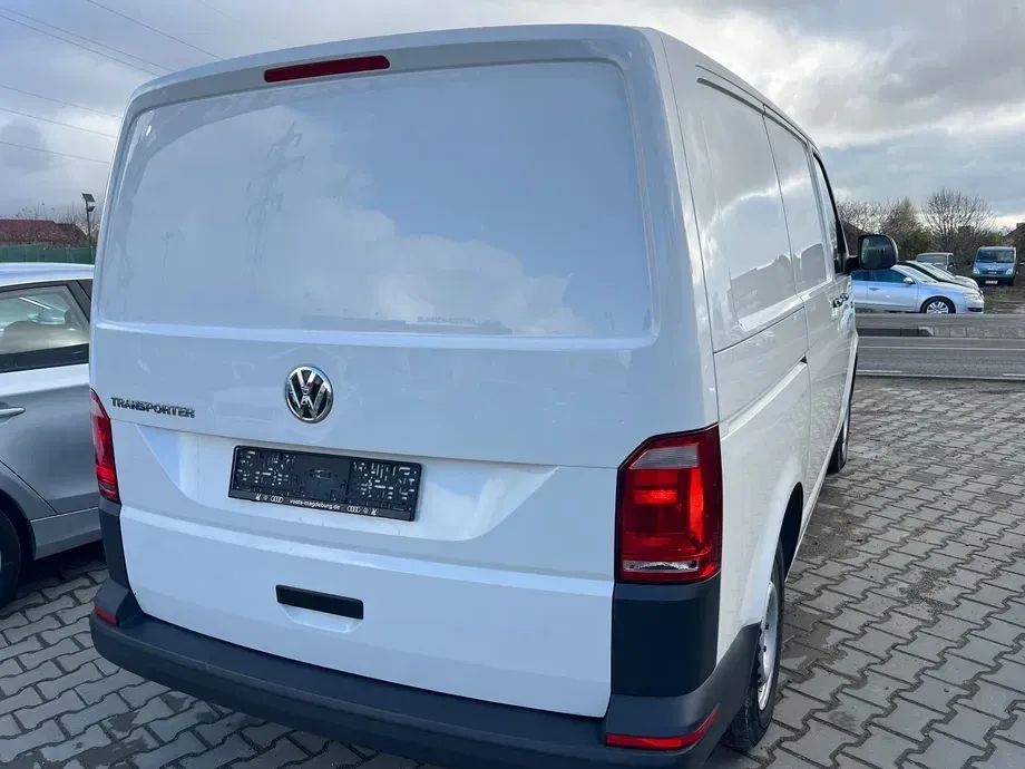 Volkswagen Transporter — imagine 4
