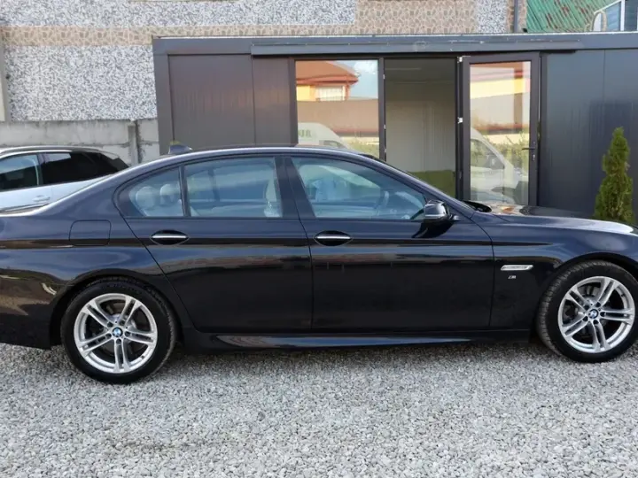 BMW Seria 5 520d Sport-Aut.