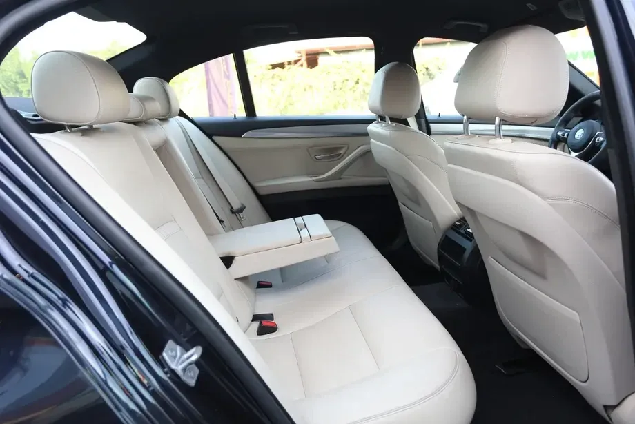 BMW Seria 5 520d Sport-Aut. — imagine 8