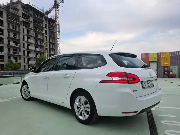 Peugeot 308 II