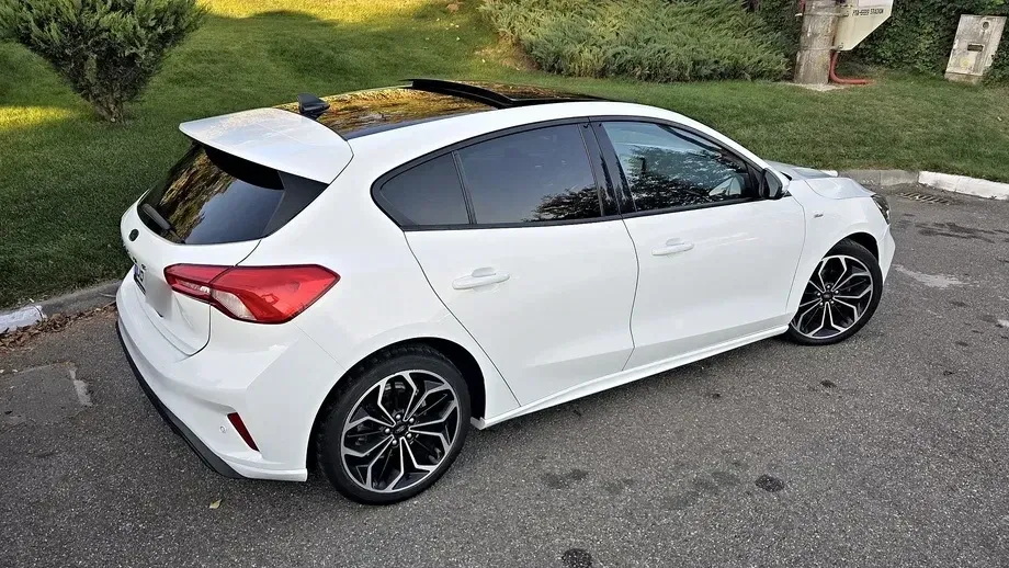 Ford Focus MK4 — imagine 4