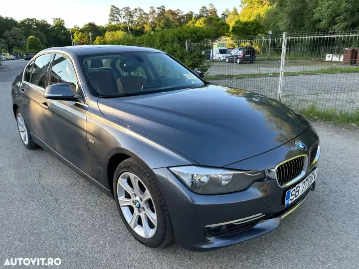 BMW Seria 3 F30/F31/F34 [2011 - 2019] 318d