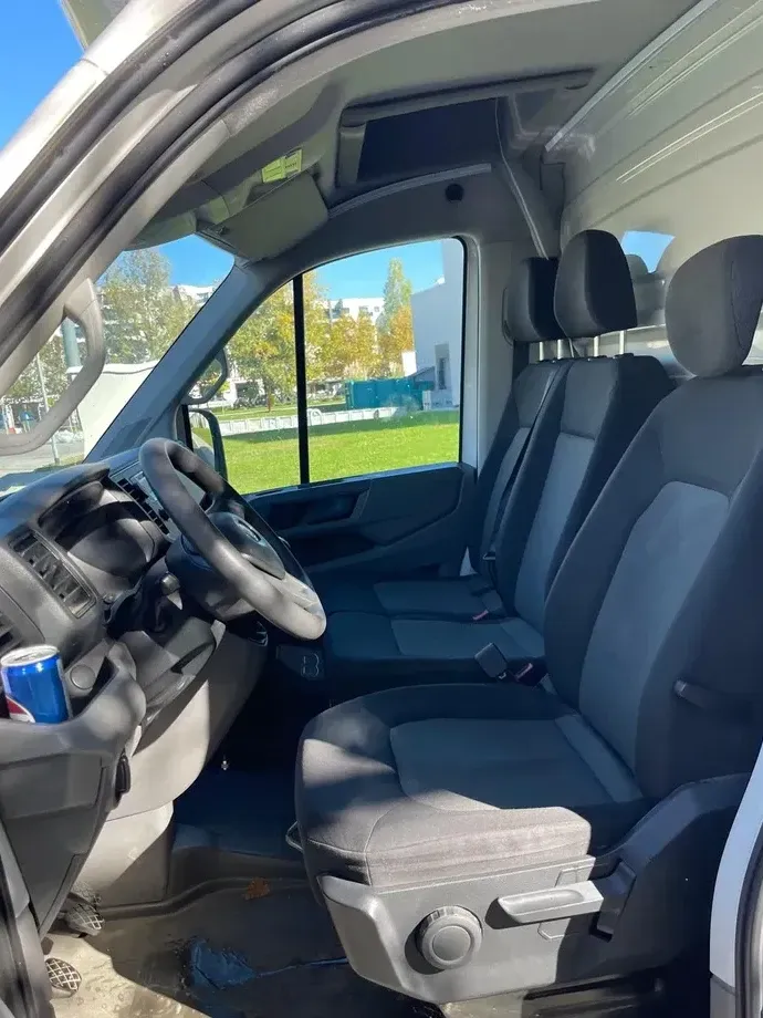 Volkswagen Crafter — imagine 8