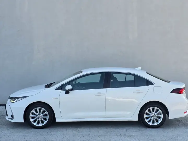 Toyota Corolla XII