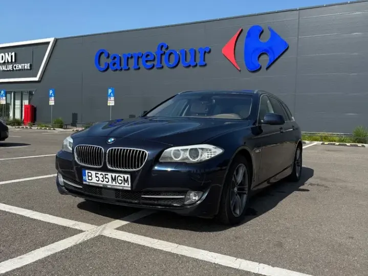 BMW Seria 5 F10/F11/F07 [2010 - 2017] 520d Aut. Luxury Line