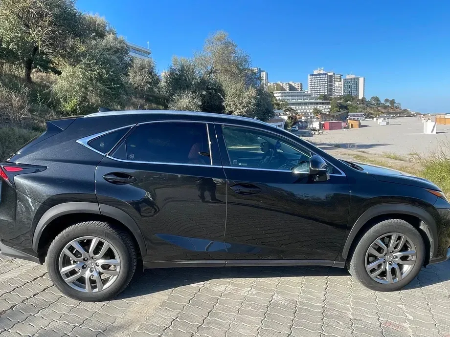 Lexus NX I 300h AWD Executive Plus — imagine 5