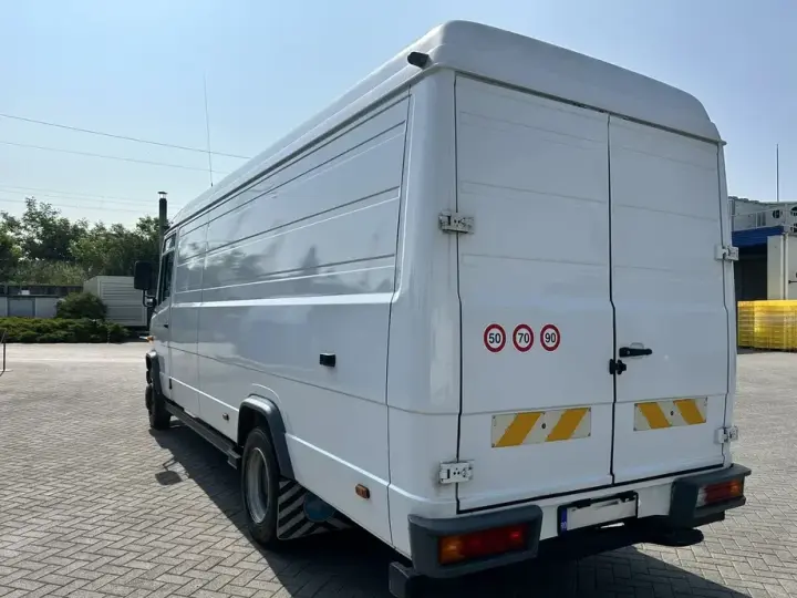 Mercedes-Benz Vario 815D