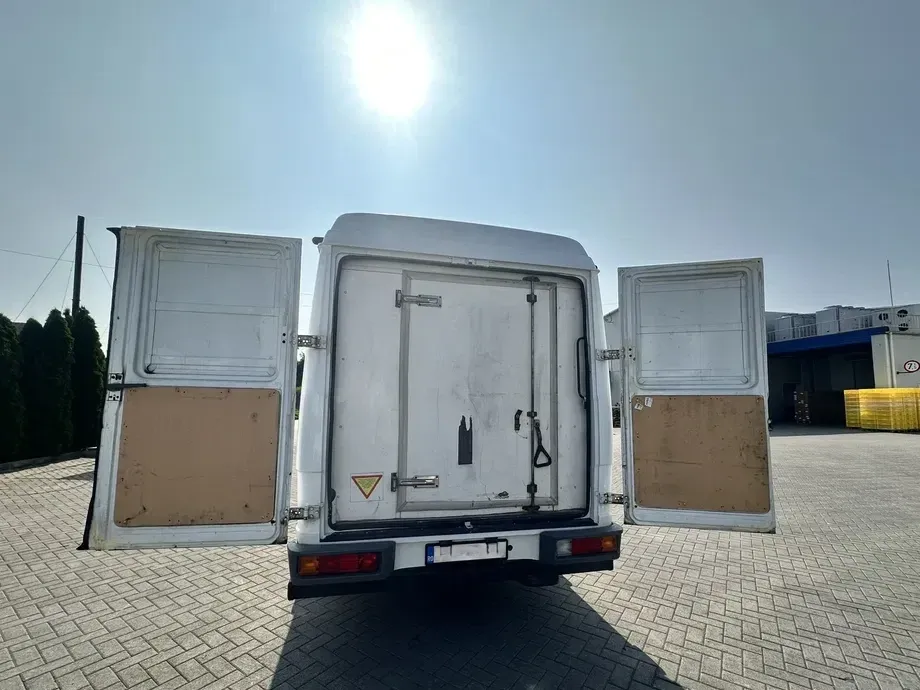 Mercedes-Benz Vario 815D — imagine 8