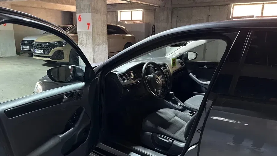 Volkswagen Jetta A6 — imagine 5
