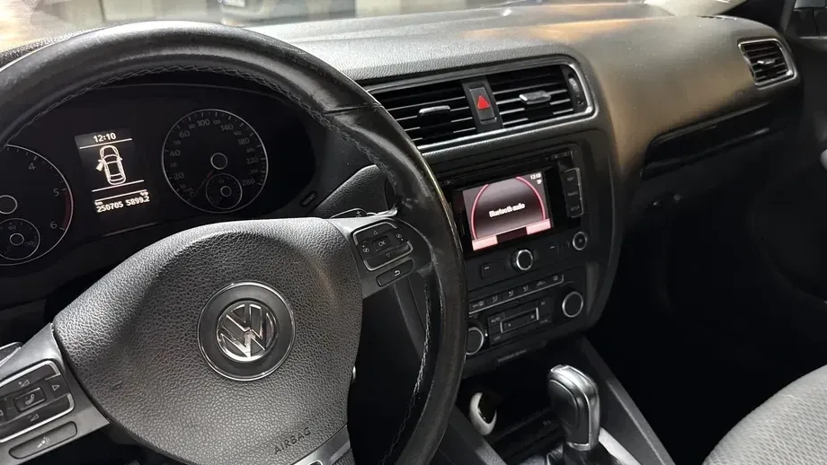 Volkswagen Jetta A6 — imagine 6