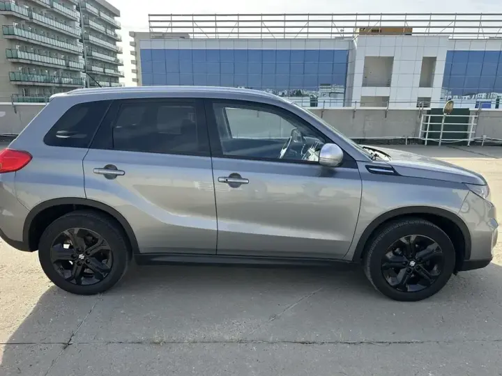 Suzuki Vitara IV