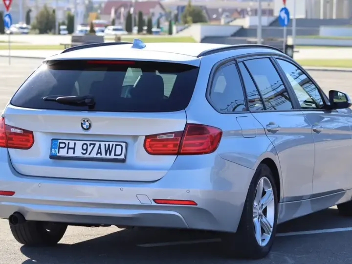 BMW Seria 3 F30/F31/F34 318d Aut. Sport Line