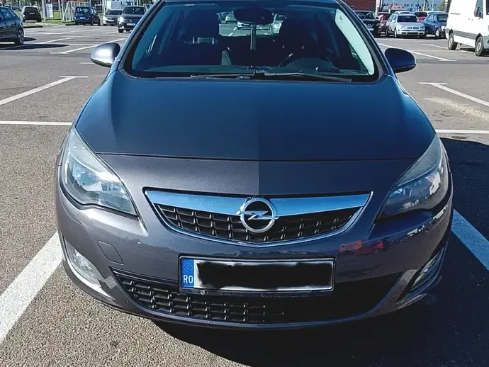 Opel Astra J 1.4 Turbo Edition Sport