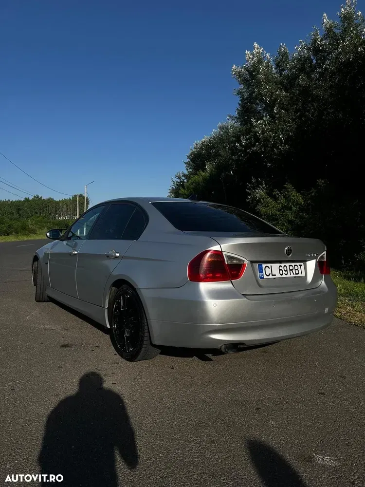 BMW Seria 3 E90/E91/E92/E93 [2005 - 2013] — imagine 2