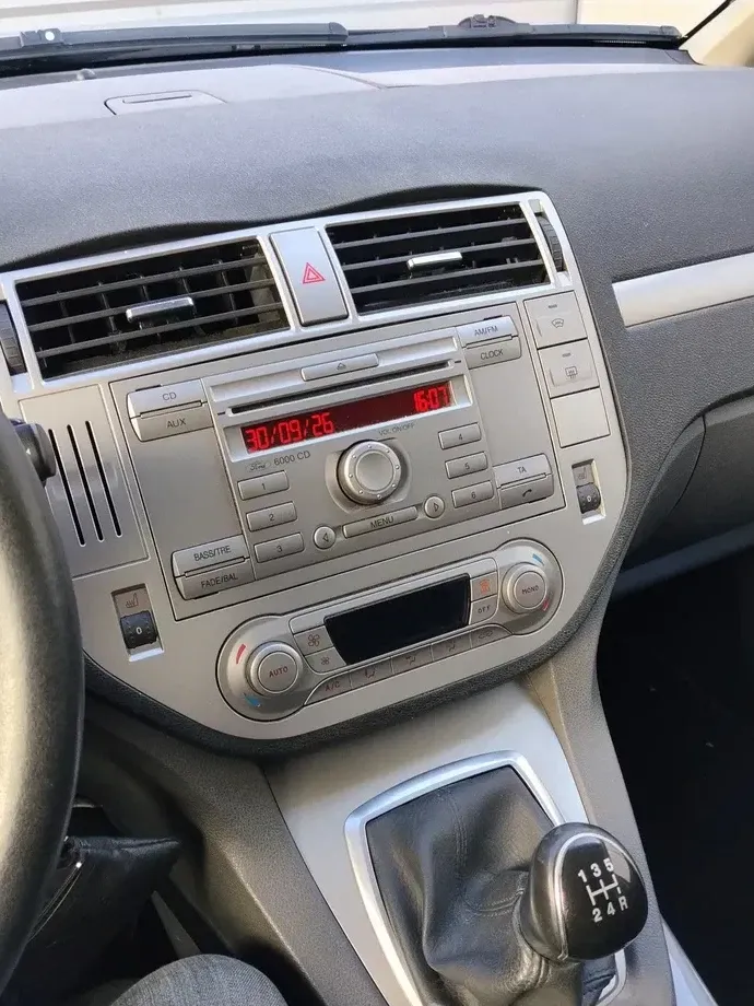Ford C-MAX — imagine 8