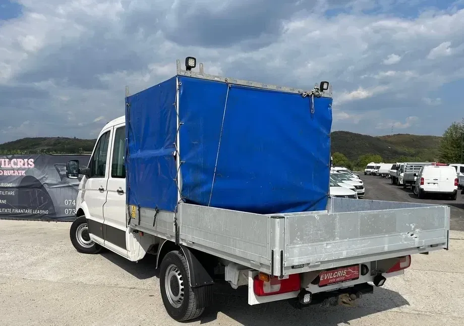 Volkswagen Crafter DOKA 6 LOCURI — imagine 2