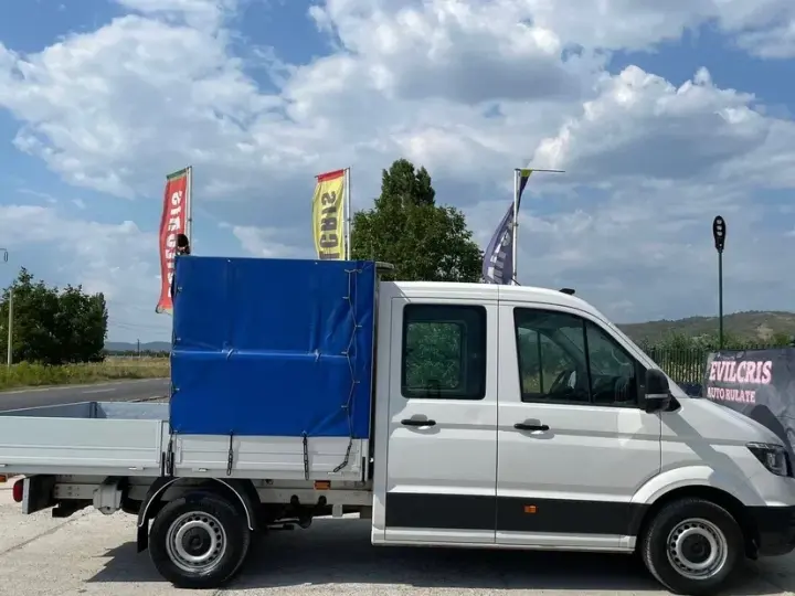 Volkswagen Crafter DOKA 6 LOCURI