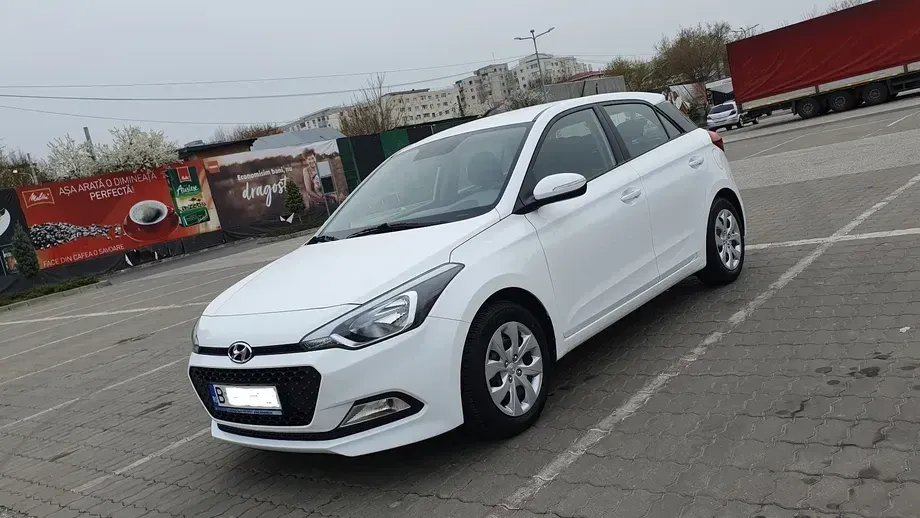 Hyundai i20 II 1.25 84CP M/T Comfort — imagine 9
