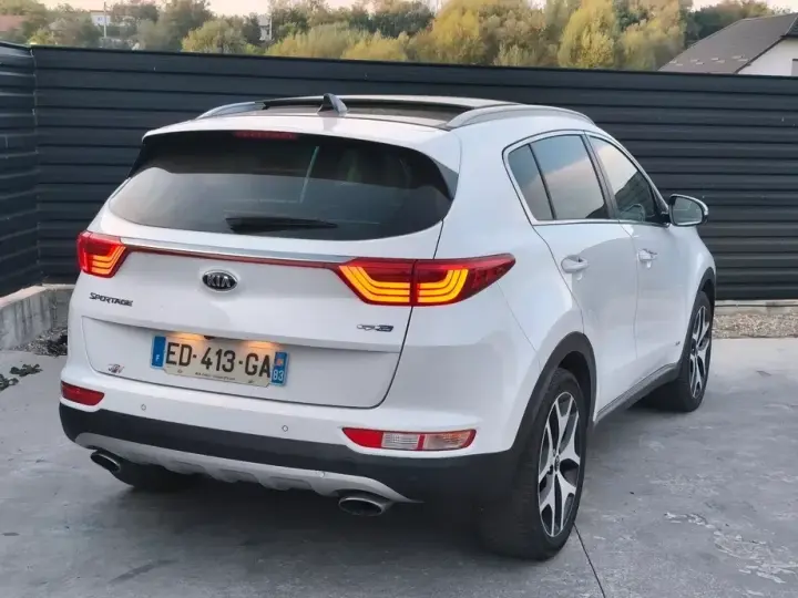 Kia Sportage IV 2.0 CRDI 4WD Dream-Team Edition