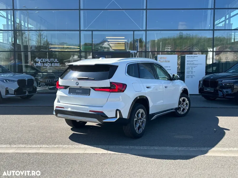 BMW X1 sDrive20i AT MHEV — imagine 3