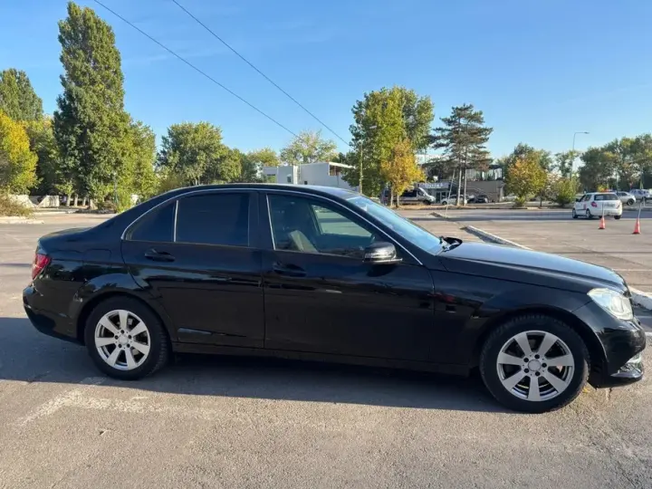 Mercedes-Benz C W204 180