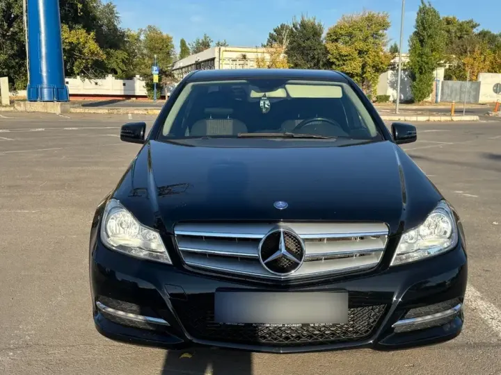 Mercedes-Benz C W204 180