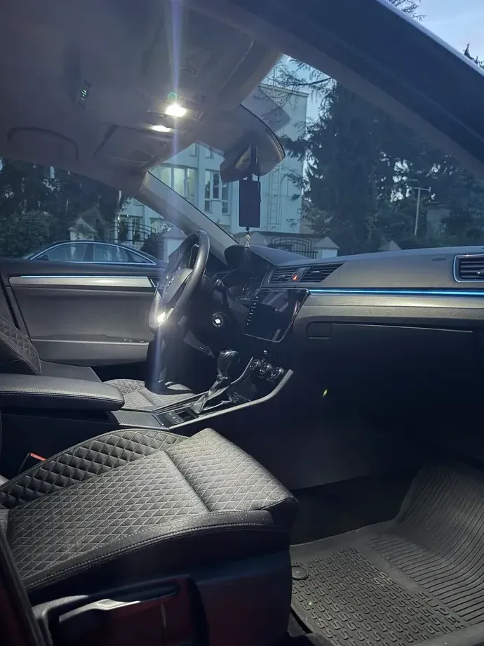 Škoda Superb III 2.0 TDI DSG Style — imagine 10