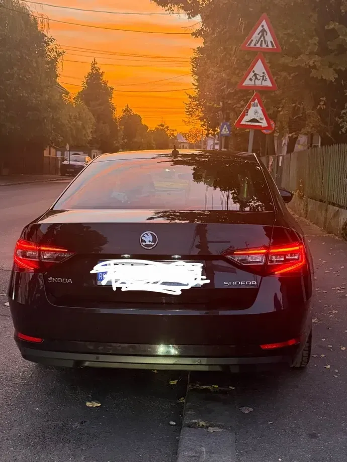 Škoda Superb III 2.0 TDI DSG Style — imagine 2