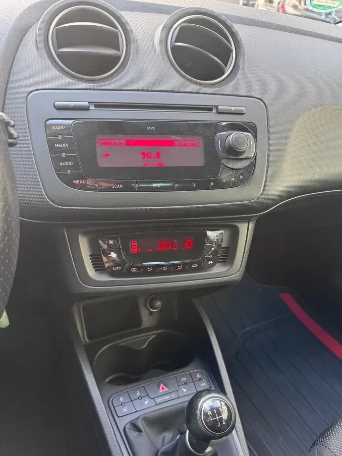 Seat Ibiza IV 1.6 16V Sport Edition — imagine 8