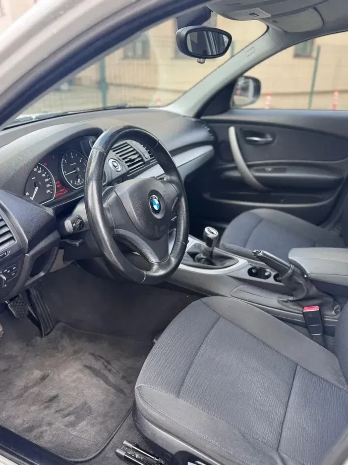 BMW Seria 1 E81/E82/E87/E88 118d Urban Line — imagine 3