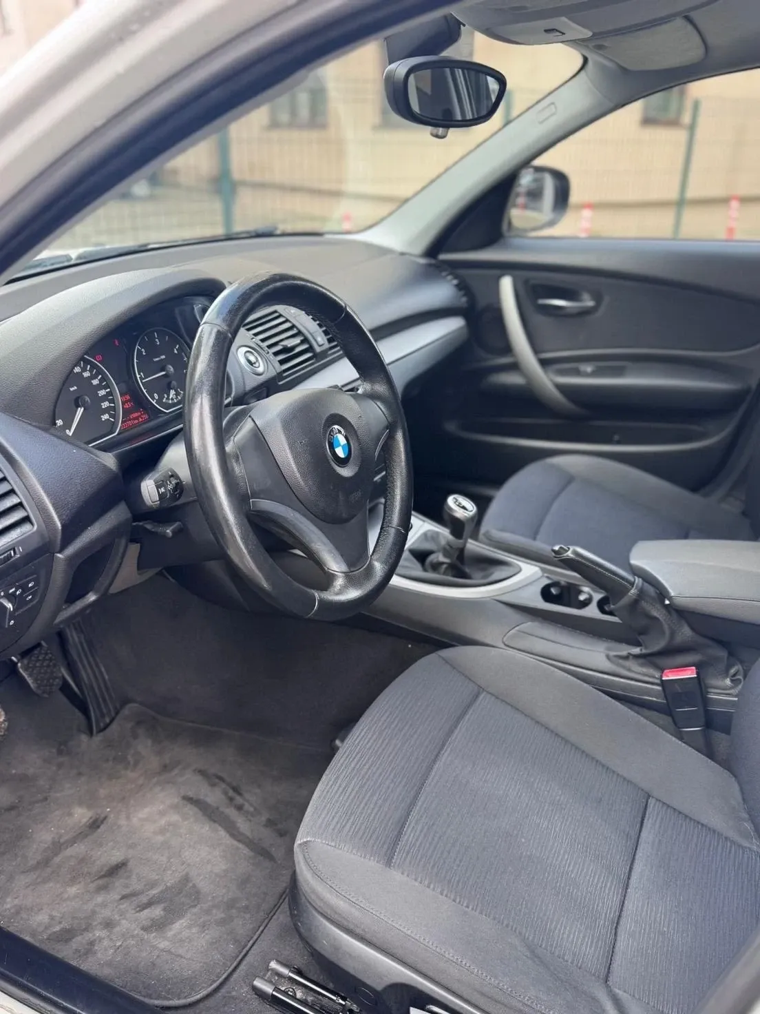 BMW Seria 1 E81/E82/E87/E88 118d Urban Line — imagine 7