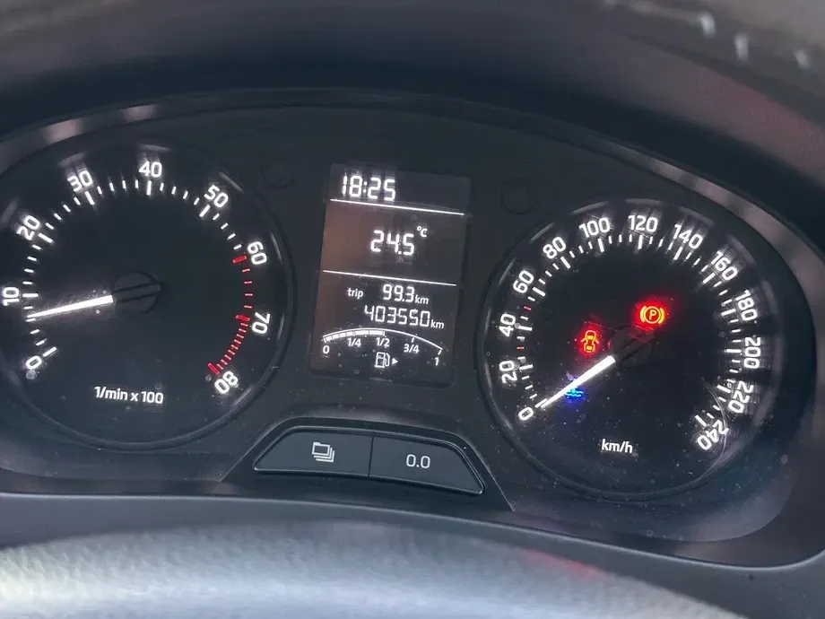 Škoda Rapid — imagine 8