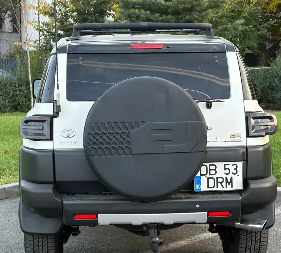 Toyota FJ — imagine 5