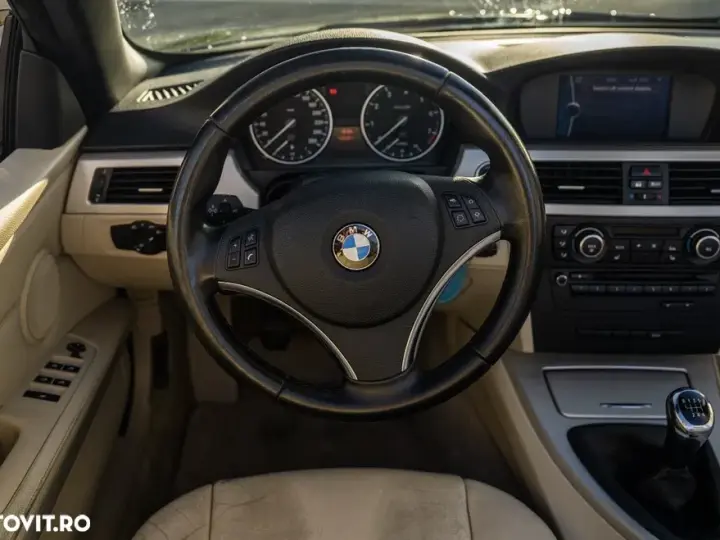 BMW Seria 3 E90/E91/E92/E93 [2005 - 2013] 320i