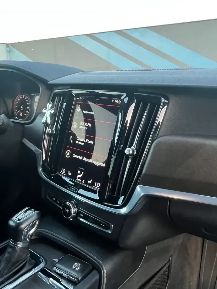 Volvo V90 — imagine 10