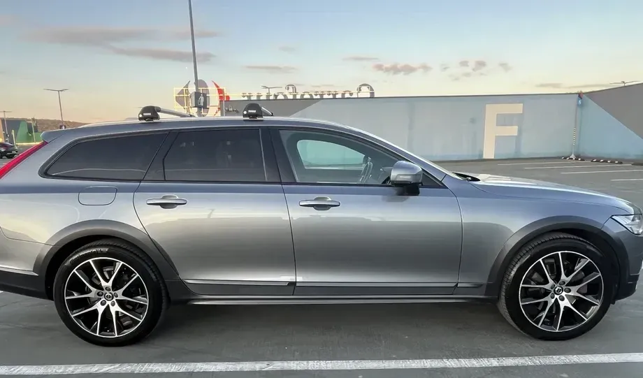 Volvo V90 — imagine 5