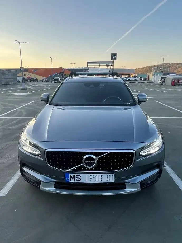 Volvo V90 — imagine 2