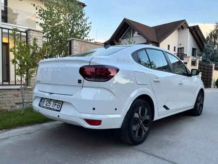 Dacia Logan III