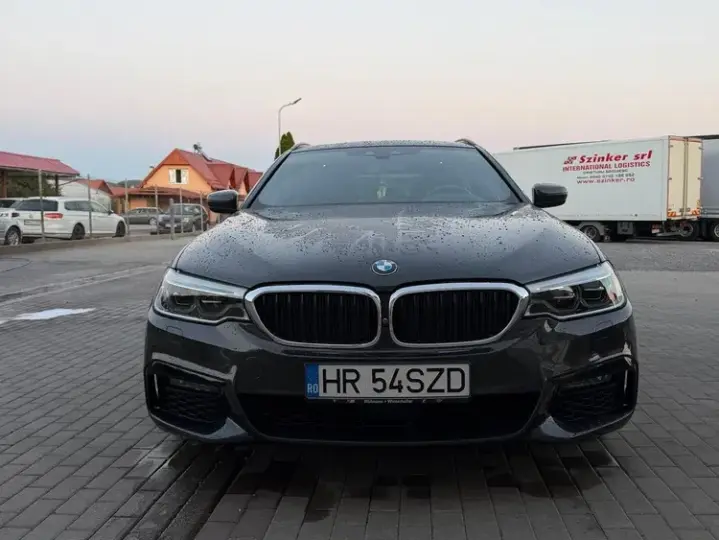 BMW Seria 5 G30/G31 [2017 - Prezent] 520d xDrive AT