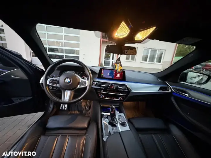 BMW Seria 5 G30/G31 [2017 - Prezent] 520d xDrive AT