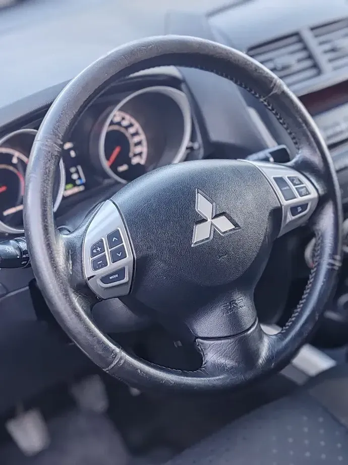 Mitsubishi ASX — imagine 7