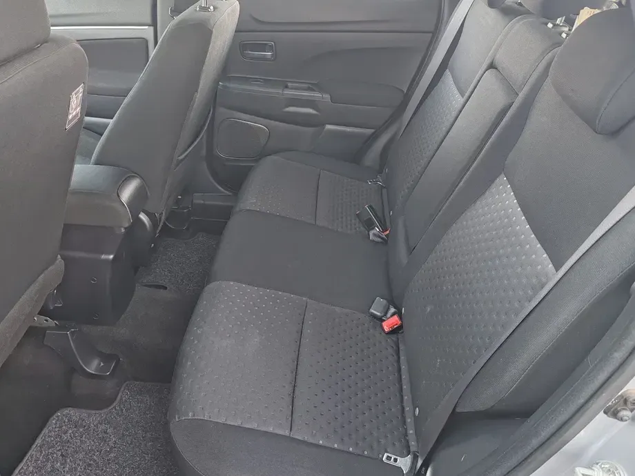 Mitsubishi ASX — imagine 9
