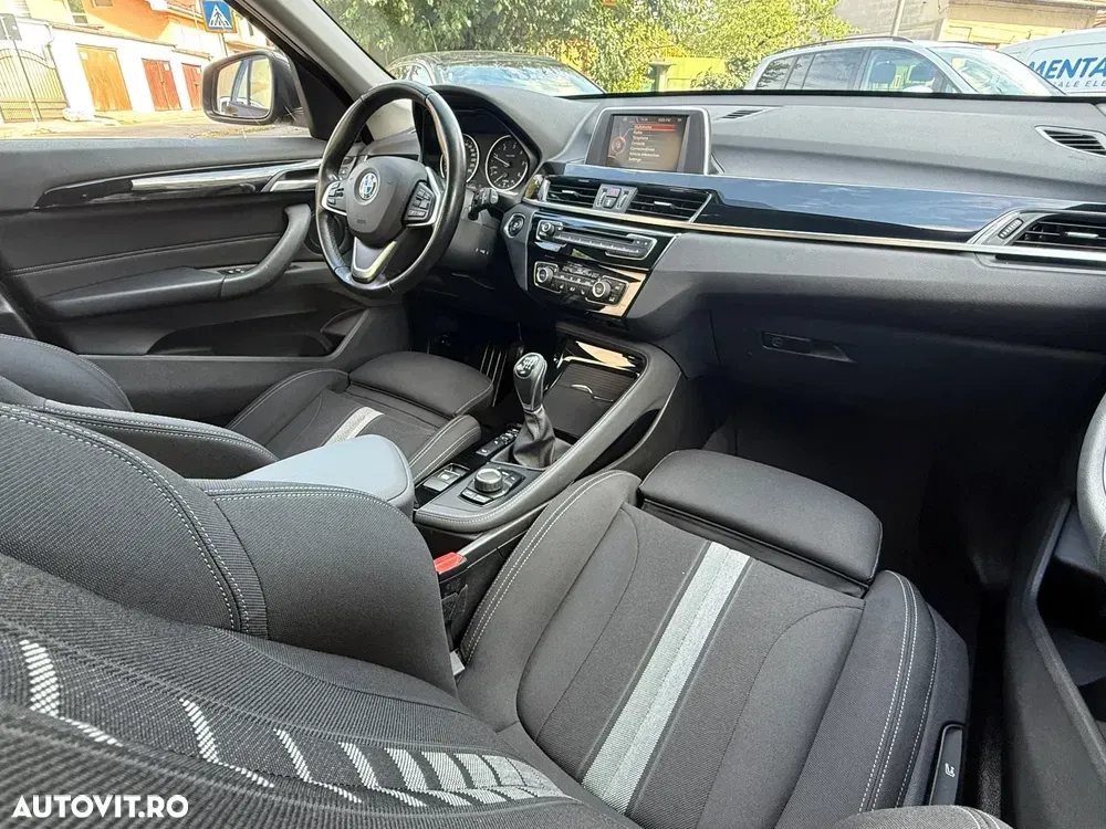 BMW X1 xDrive18d — imagine 6