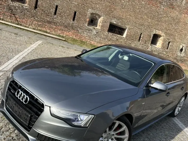 Audi A5 Sportback 8T 2.0 TDI quattro S tronic design