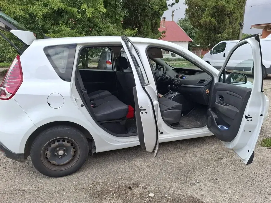 Renault Scénic III II 1.5dCi Pack Authentique — imagine 9