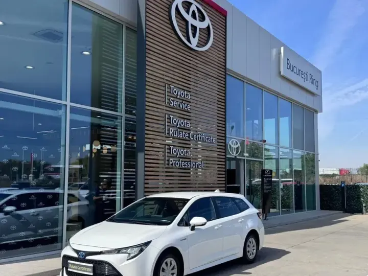 Toyota Corolla XII 1.8 HSD Eco