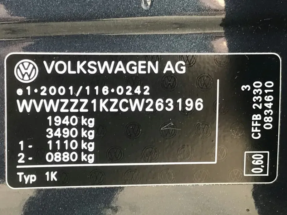 Volkswagen Golf VI 2.0 TDI DPF BlueMotion Technology DSG Comfortline — imagine 8